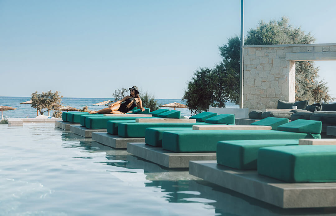 kosta-mare-palace-pool-2021-06